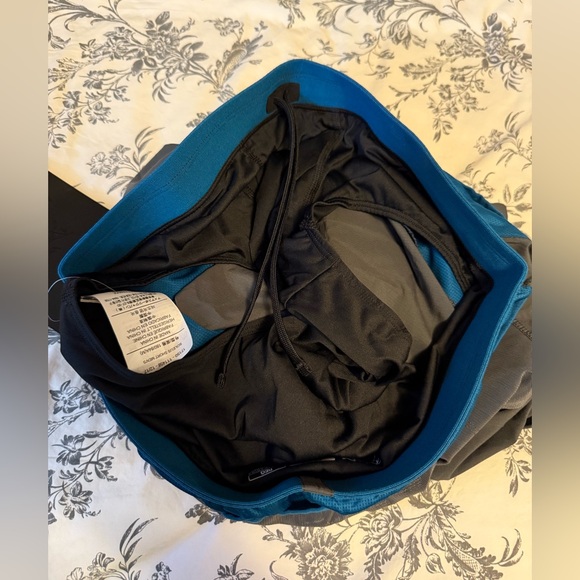 Arc’teryx Soleus Short Men’s - Picture 6 of 9